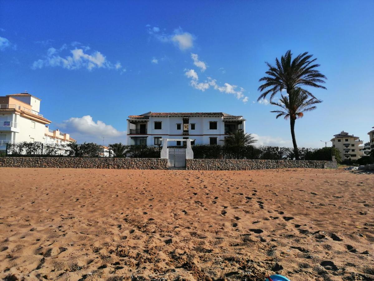 A Primera Linea De Playa Denia Luaran gambar